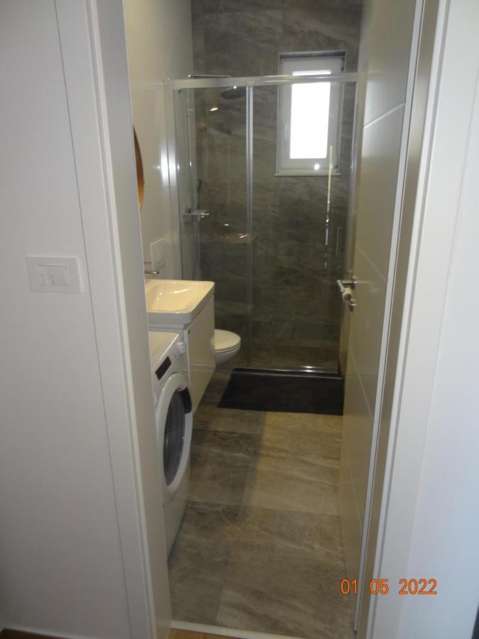 Fantazija Apartment Vodice Exterior photo