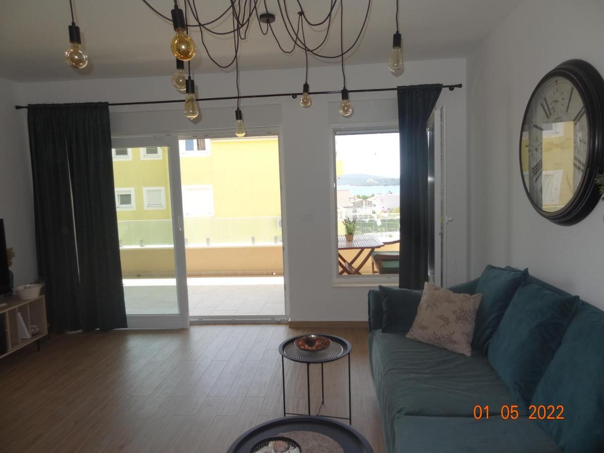 Fantazija Apartment Vodice Exterior photo