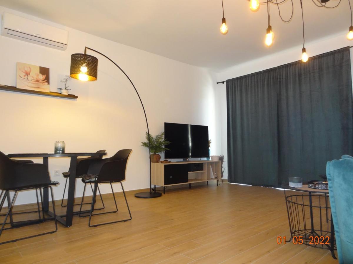 Fantazija Apartment Vodice Exterior photo